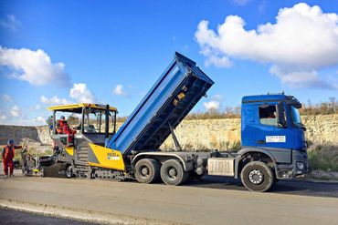 Unsere Referenzen – Zufriedene Kunden sind die beste Empfehlung! Zu unseren Auftraggebern zählen Städte, Gemeinden und Landkreise ebenso wie Konzerne, Ämter, mittelständische Unternehmen und Privatkunden. Hier einige Beispiele unserer erfolgreich durchgeführten Projekte.